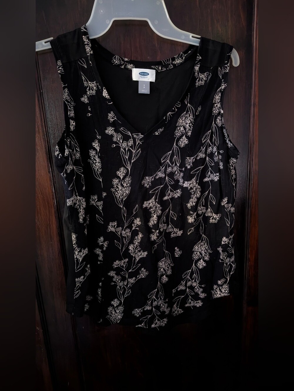 Old Navy Navy Black Tank with Floral Print Size Small